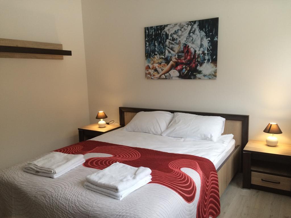 Apartment Mona Warsaw Przy Stacji Metra ภายนอก รูปภาพ